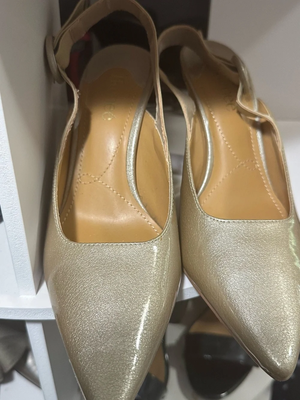 Women's Gold Pointed-Toe Slingback Heels